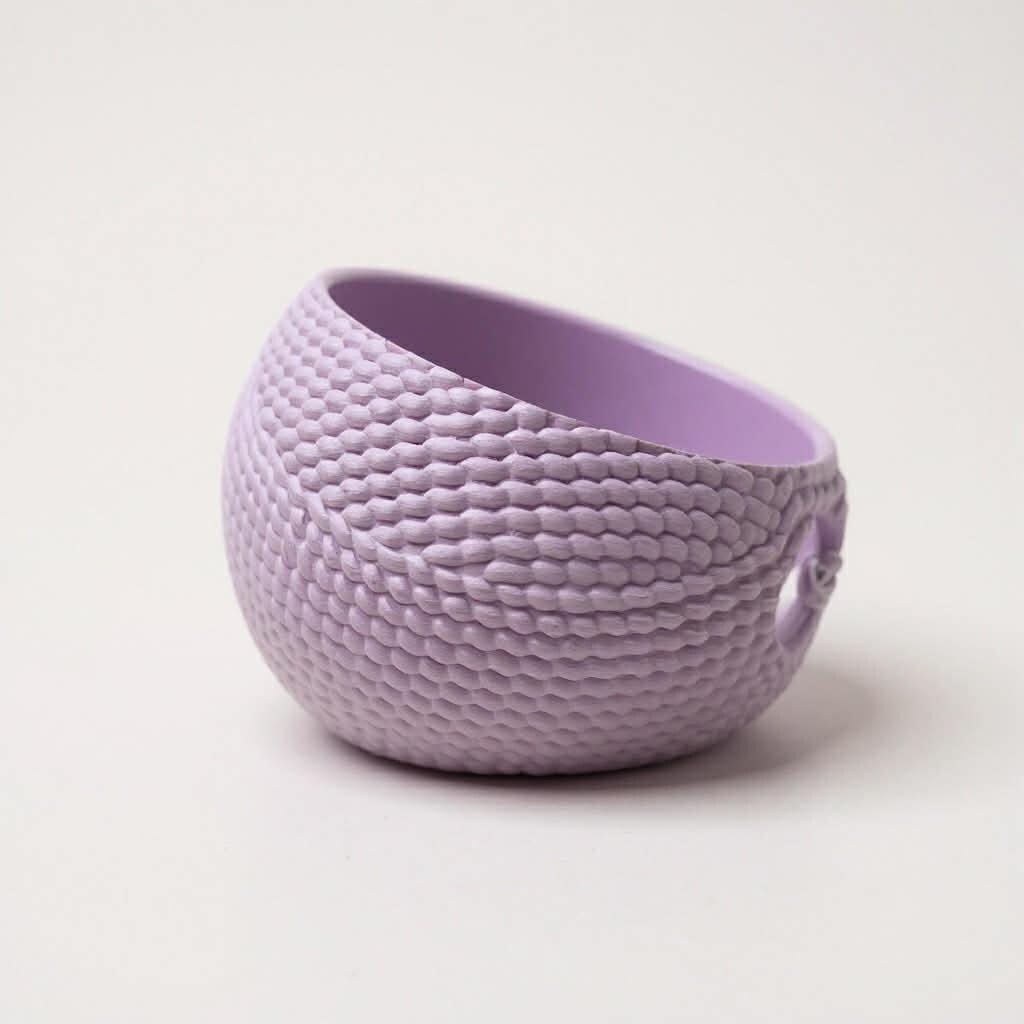 Yarn Ball Yarn Bowl, Lightweight 3D Printed Knitting Bowl with Smooth Yarn Guide